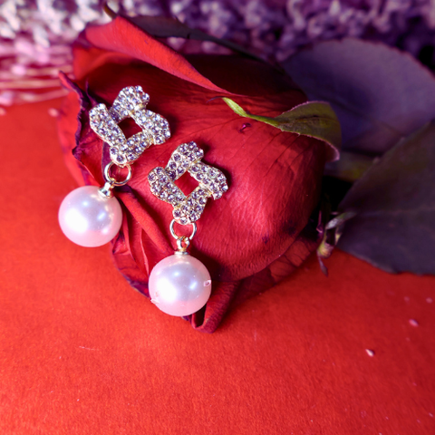 Rosé Promise Pearl Drop Earrings