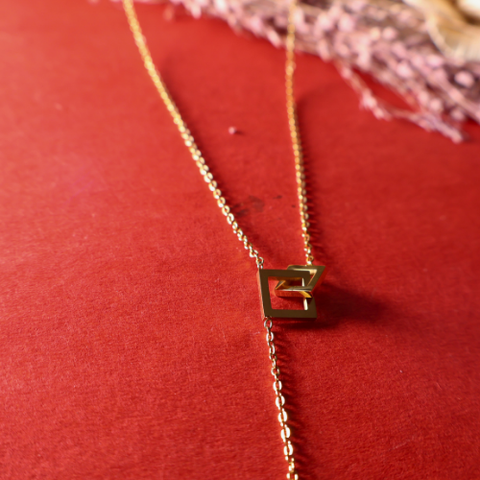 Eterna Link Lariat Necklace