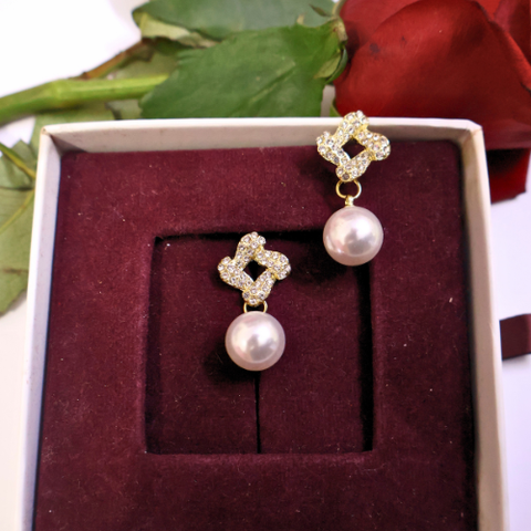 Rosé Promise Pearl Drop Earrings