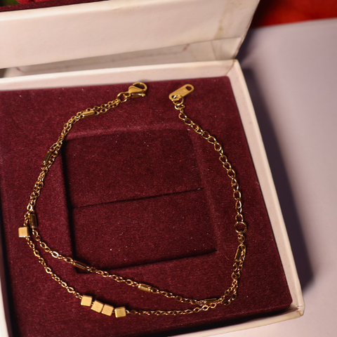 Amoura Heart Lock Chain Bracelet