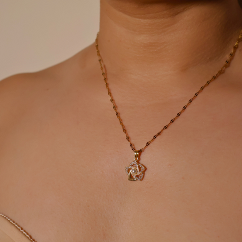 Nirali Floral Pearl Pendant Necklace