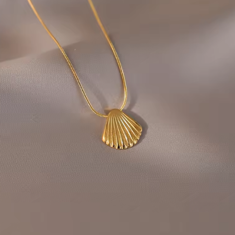 Golden Seashell Pendant Necklace for Women