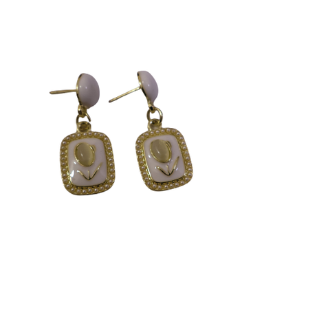 Square Pearl Flowers Stud Earrings