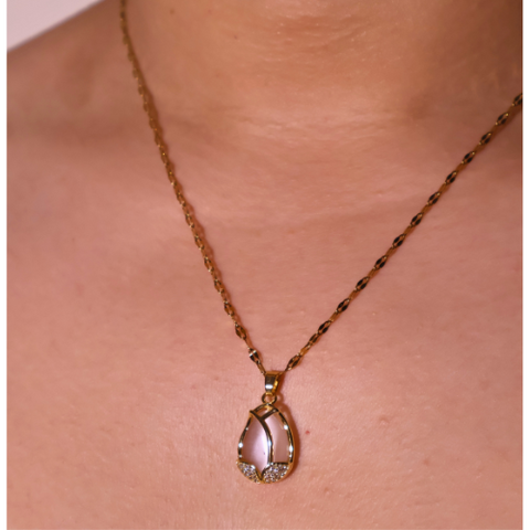Ayla Pendant Necklace