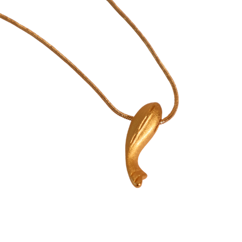 Aurika Curve Pendant Necklace