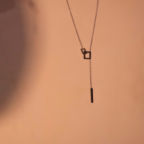 Eterna Link Lariat Necklace
