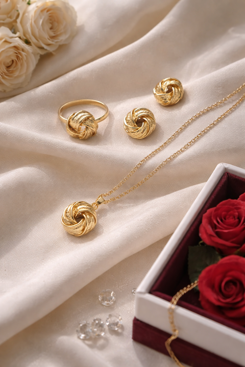 Promise Knot Gold Pendant Necklace Set