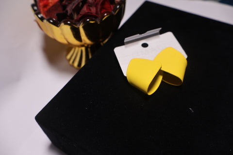 Sola Curve Studs