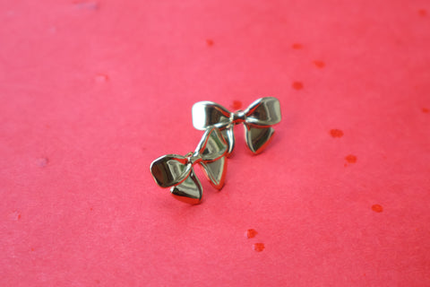Elina Bow Studs
