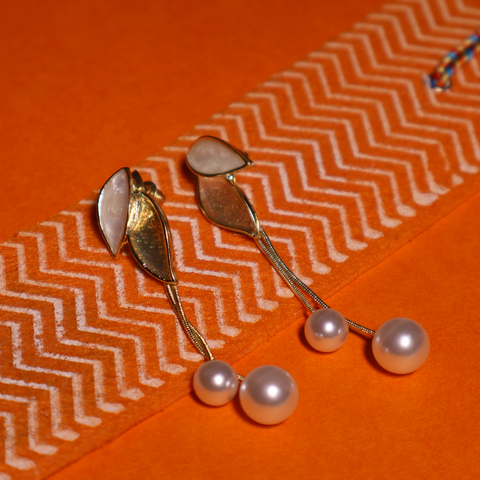 Elara Leaf & Pearl Drop Earrings